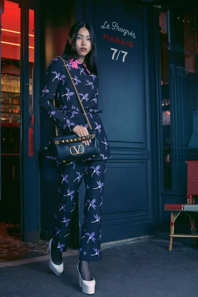 Look 2